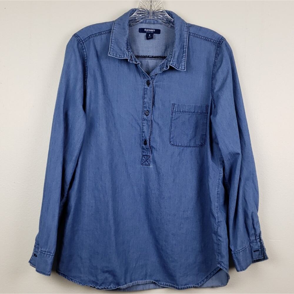 Old Navy | Mid Tone Chambray Pullover-Medium